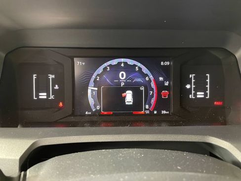 New 2026 Toyota 4Runner SR5 AWD/4WD image 3