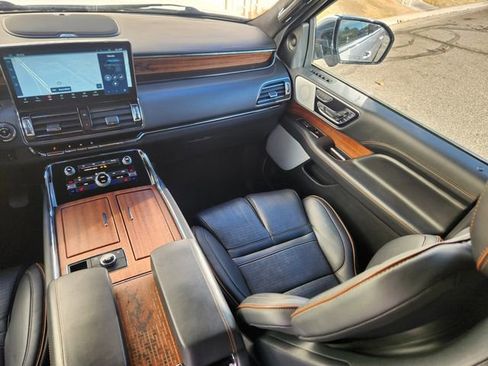 Certified 2022 Lincoln Navigator L Black Label image 15