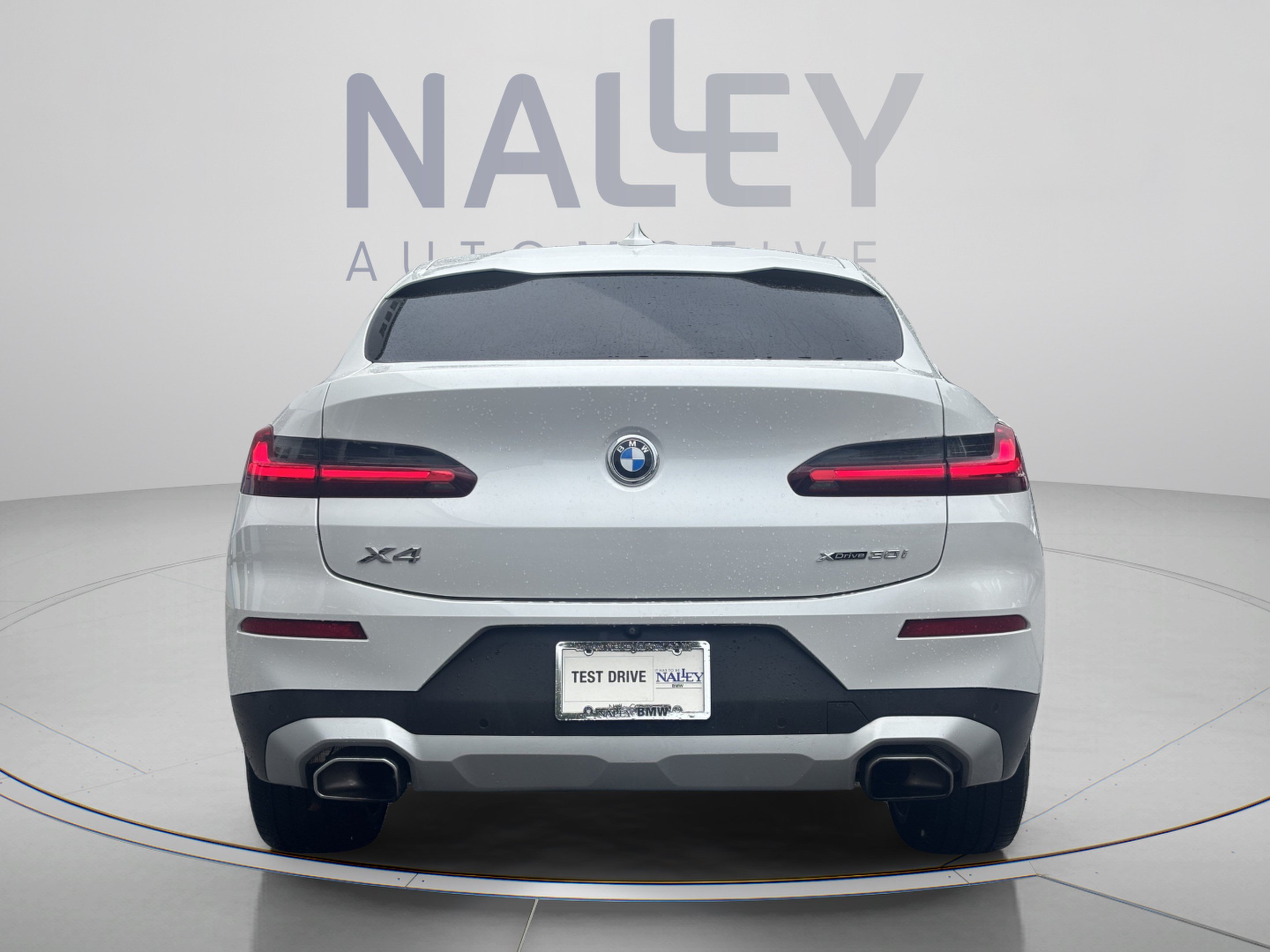 Used 2022 BMW X4 xDrive30i w/ Premium Package 2 AWD/4WD image 3