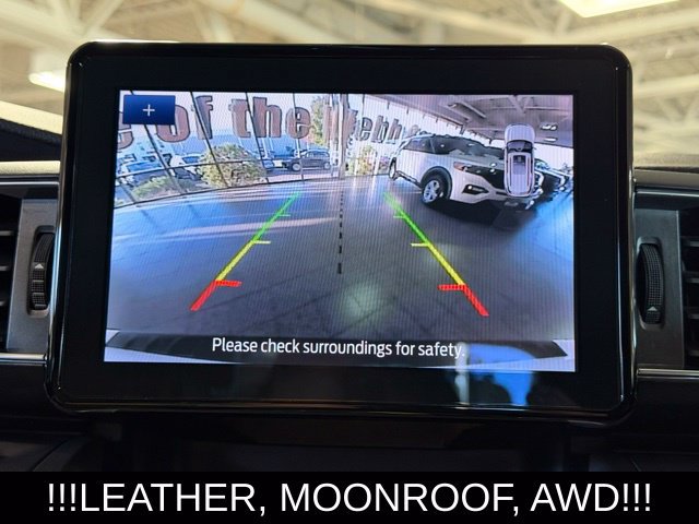 Used 2023 Ford Explorer XLT AWD/4WD image 34