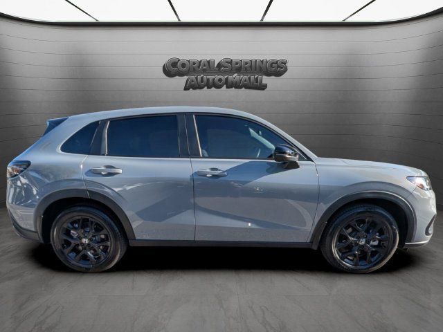 Used 2025 Honda HR-V Sport image 8