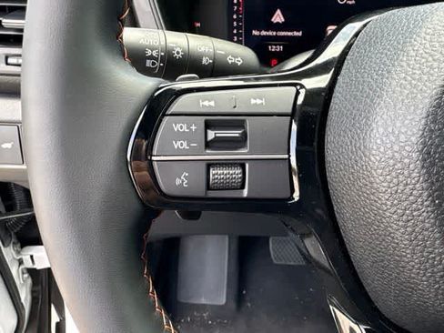Used 2026 Honda Pilot Sport image 12
