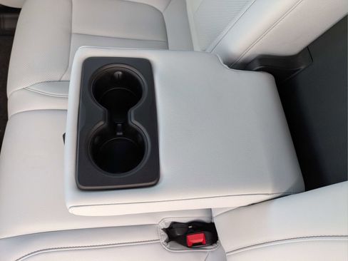 New 2026 Jeep Cherokee Limited AWD/4WD image 14