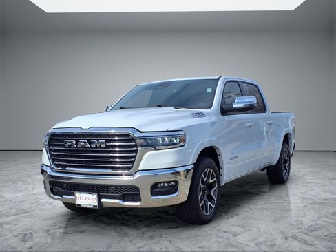 Used 2025 RAM 1500 Laramie image 3