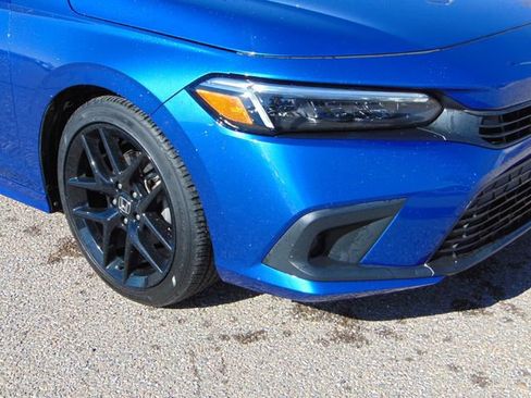 Certified 2023 Honda Civic Sport image 2