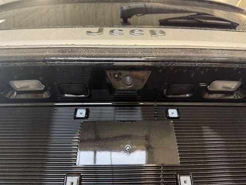 New 2026 Jeep Grand Wagoneer L 4WD w/ Premium Group I image 37