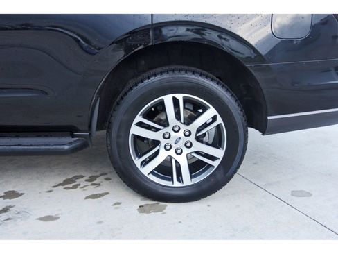 Used 2024 Ford Expedition Limited RWD image 31