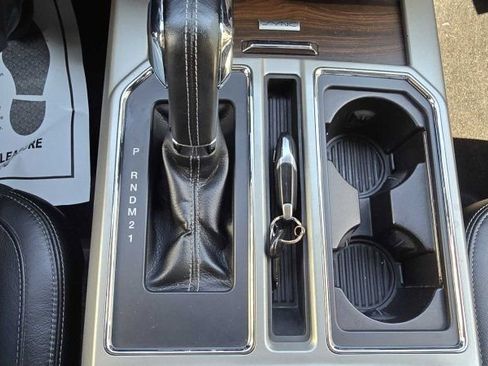 Used 2015 Ford F150 Lariat w/ Equipment Group 501A Mid image 26