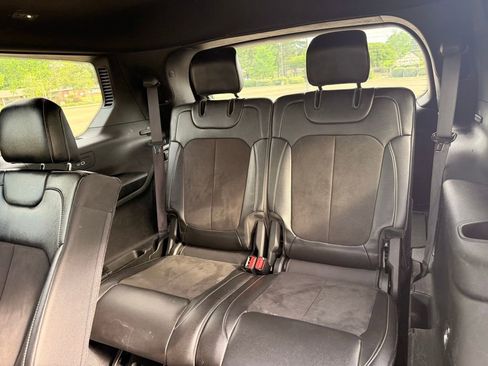 Used 2023 Jeep Grand Cherokee L Laredo image 14