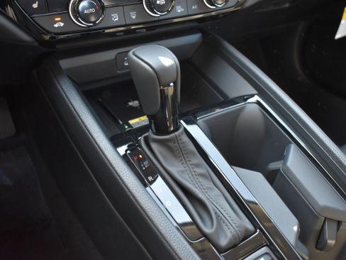 New 2025 Honda Accord EX-L image 18