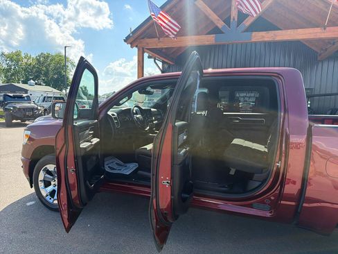 Used 2020 RAM 1500 Big Horn AWD/4WD image 7