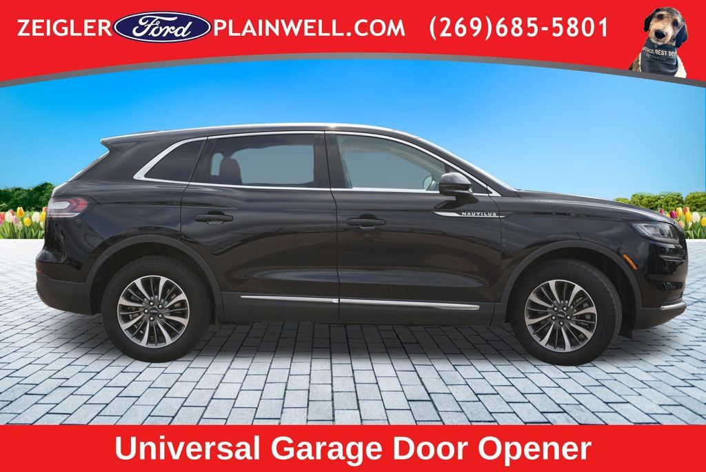 Used 2022 Lincoln Nautilus AWD w/ Premium Package image 6