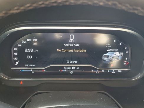 Used 2023 GMC Yukon SLT w/ SLT Premium Package image 26