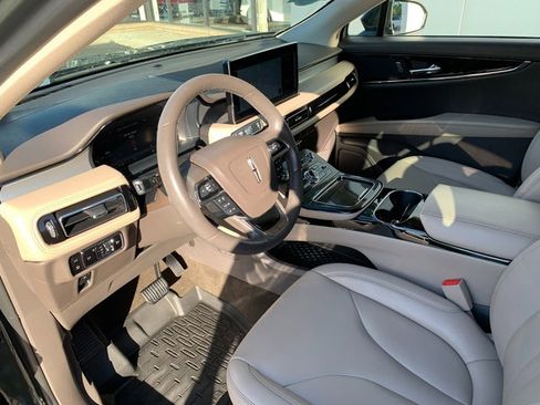 Used 2023 Lincoln Nautilus AWD w/ Premium Package image 23