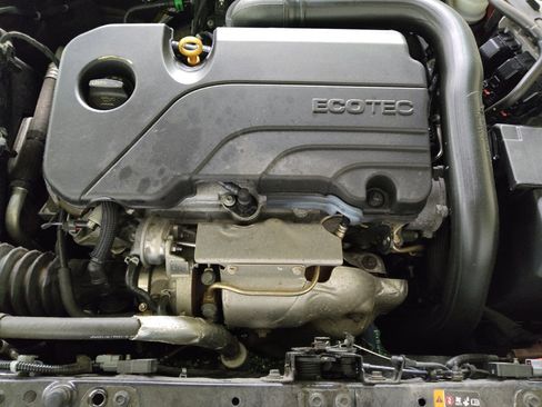 Used 2020 Chevrolet Malibu LT w/ Leather Package image 30