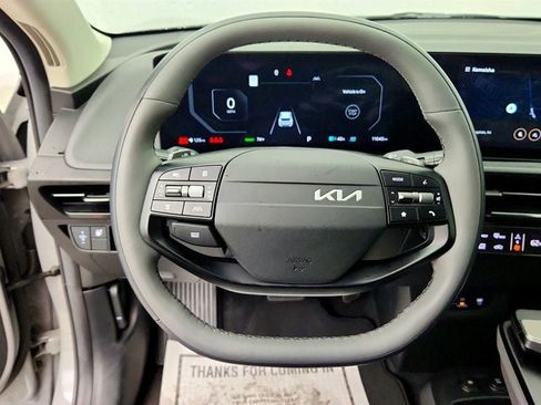 Used 2025 Kia EV6 Light w/ Light LR Technology Package RWD image 12