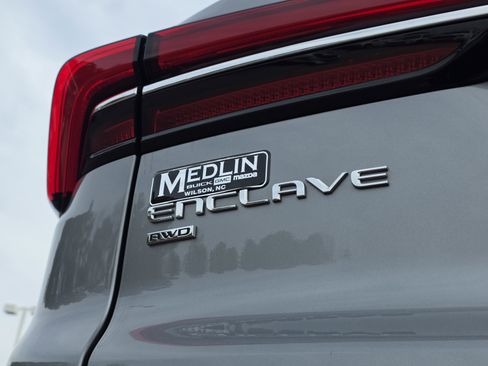Used 2025 Buick Enclave Preferred image 51
