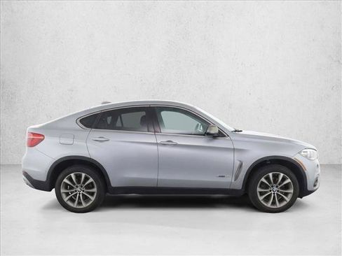 Used 2019 BMW X6 sDrive35i w/ Premium Package RWD image 8