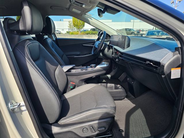 Certified 2024 Kia EV6 Wind w/ Wind Technology Package AWD/4WD image 13