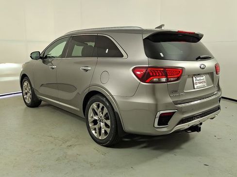 Used 2019 Kia Sorento SX image 4