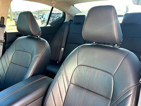 Used 2023 Nissan Altima 2.0 SR image 14