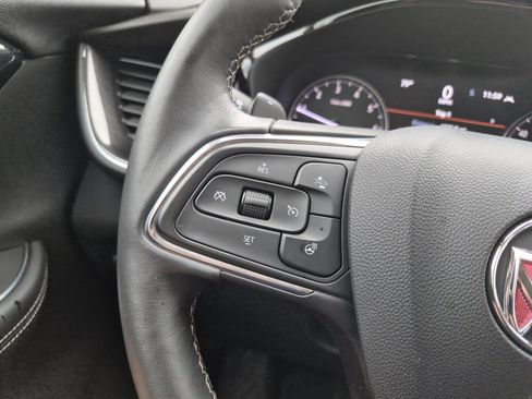 Used 2023 Buick Envision Essence FWD image 17