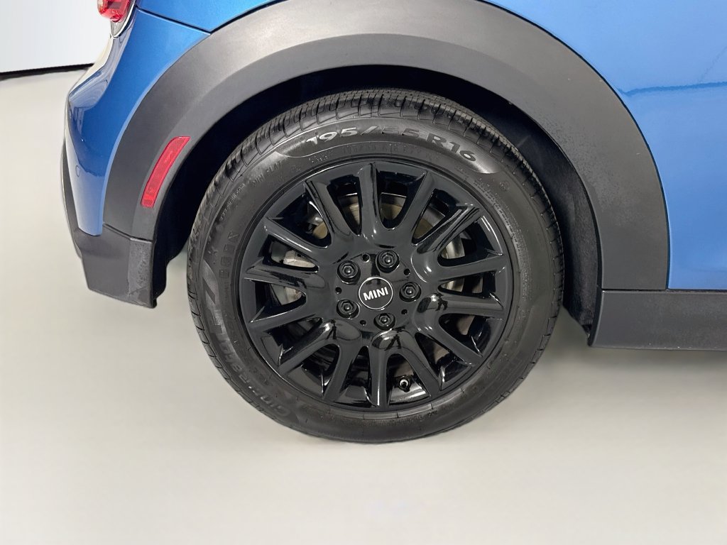 Used 2024 MINI Cooper Convertible FWD image 30