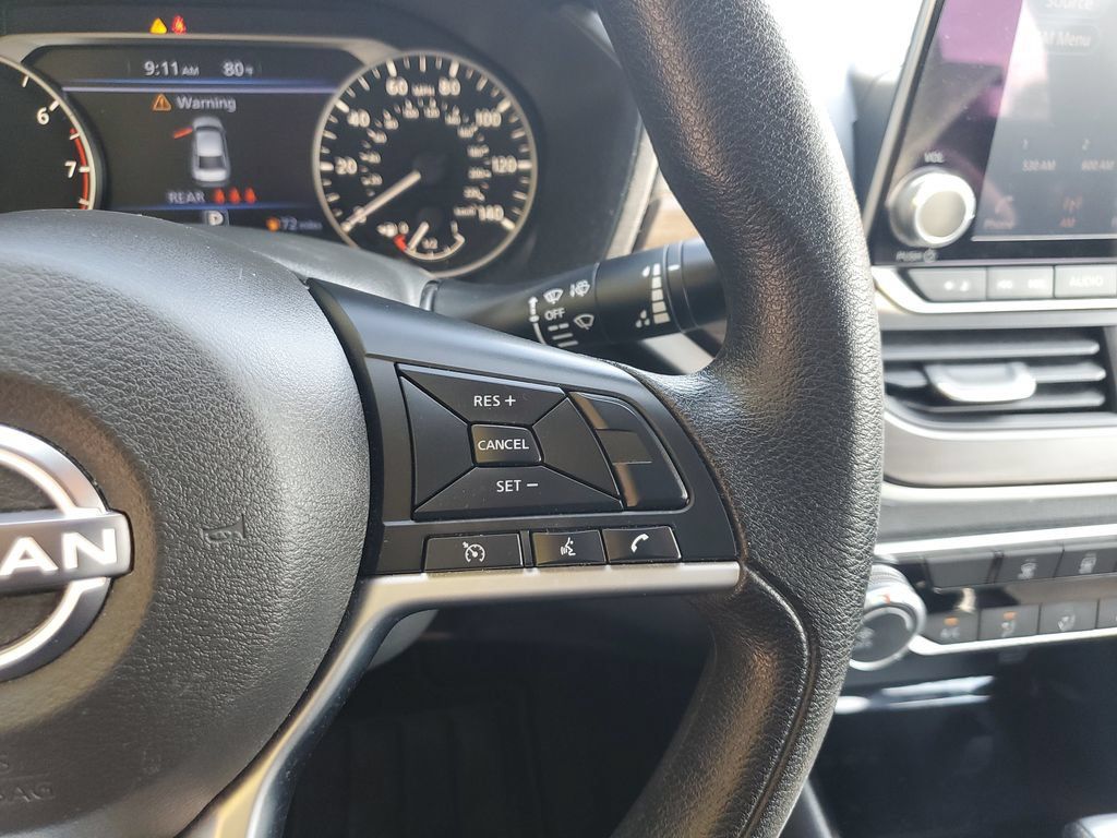 Used 2024 Nissan Altima 2.5 SV FWD image 29