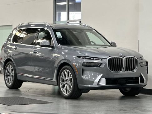 Used 2026 BMW X7 xDrive40i AWD/4WD image 2