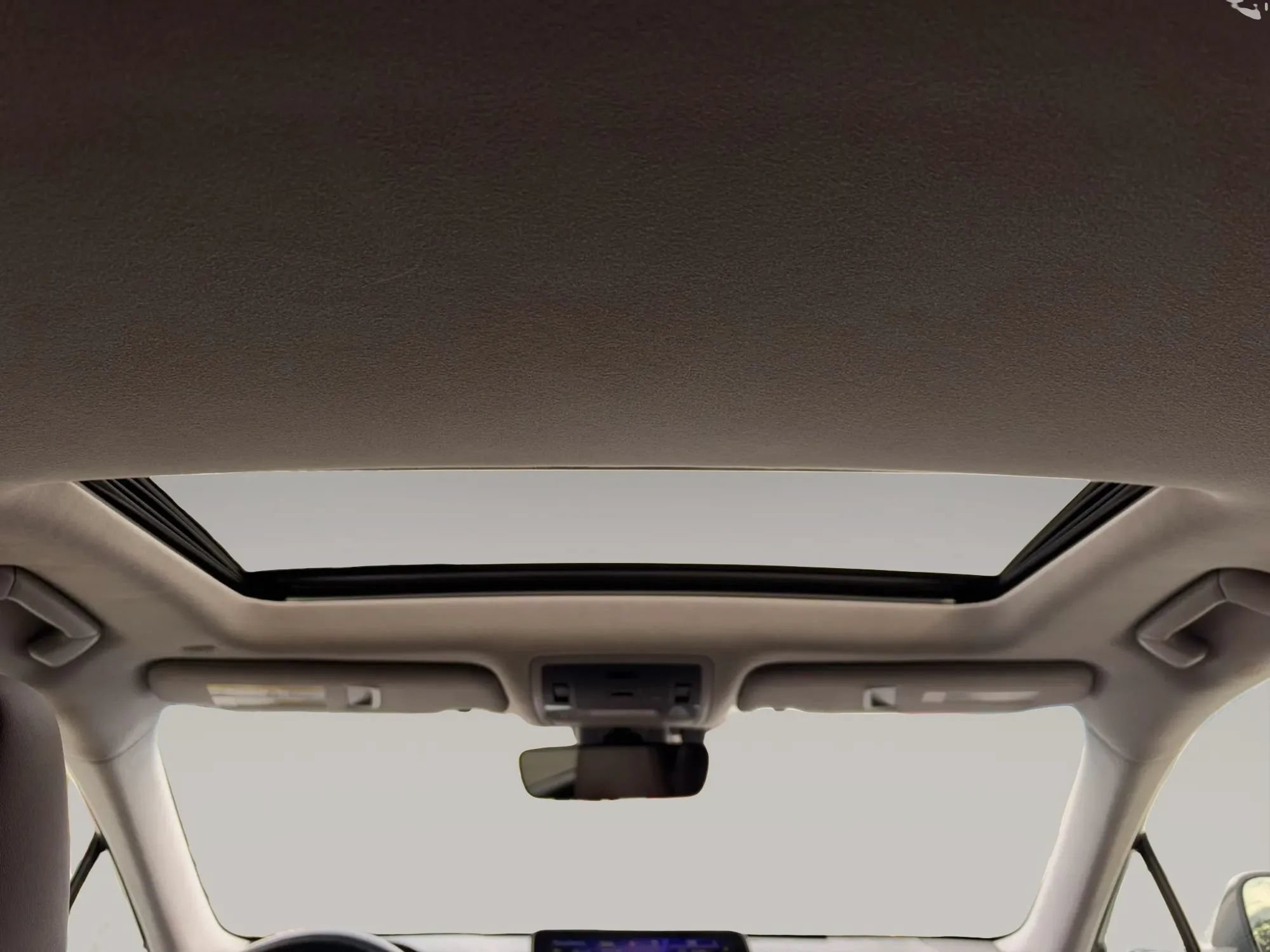 Used 2019 Lexus RX 450h AWD w/ Navigation Package image 22