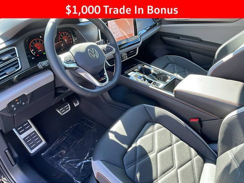 New 2025 Volkswagen Atlas Peak Edition SE AWD/4WD image 14