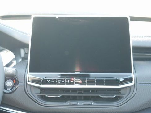 New 2026 Jeep Compass Latitude image 15