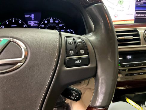 Used 2014 Lexus LS 460 w/ Comfort Package RWD image 20