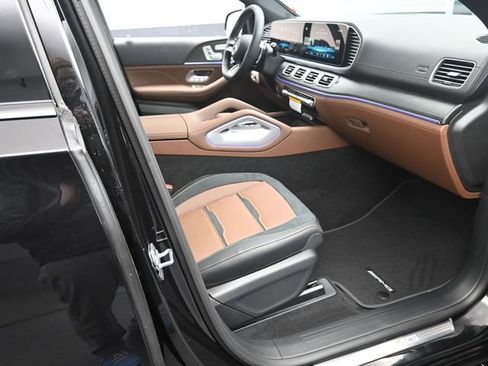 New 2026 Mercedes-Benz GLE 53 AMG 4MATIC Coupe image 28
