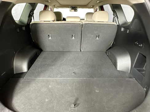 Used 2023 Hyundai Santa Fe SEL w/ Premium Package image 27