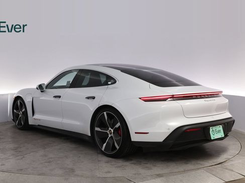 Used 2022 Porsche Taycan 4S AWD/4WD image 17