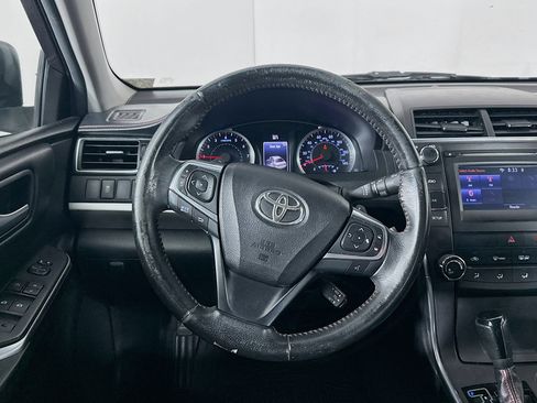Used 2015 Toyota Camry SE FWD image 17