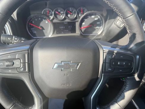 Used 2022 Chevrolet Silverado 1500 RST w/ Convenience Package II AWD/4WD image 21