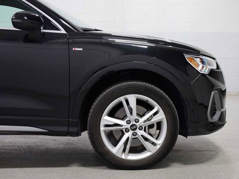 Used 2024 Audi Q3 2.0T Premium w/ Convenience Package image 11