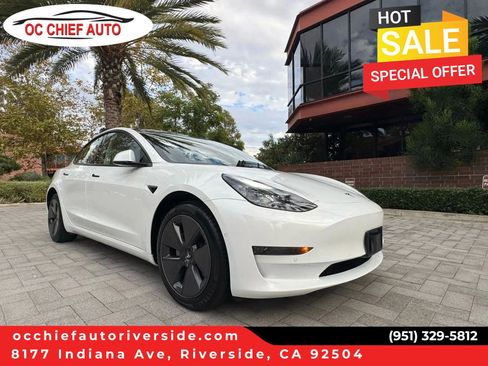 Used 2023 Tesla Model 3 Standard Range image 1