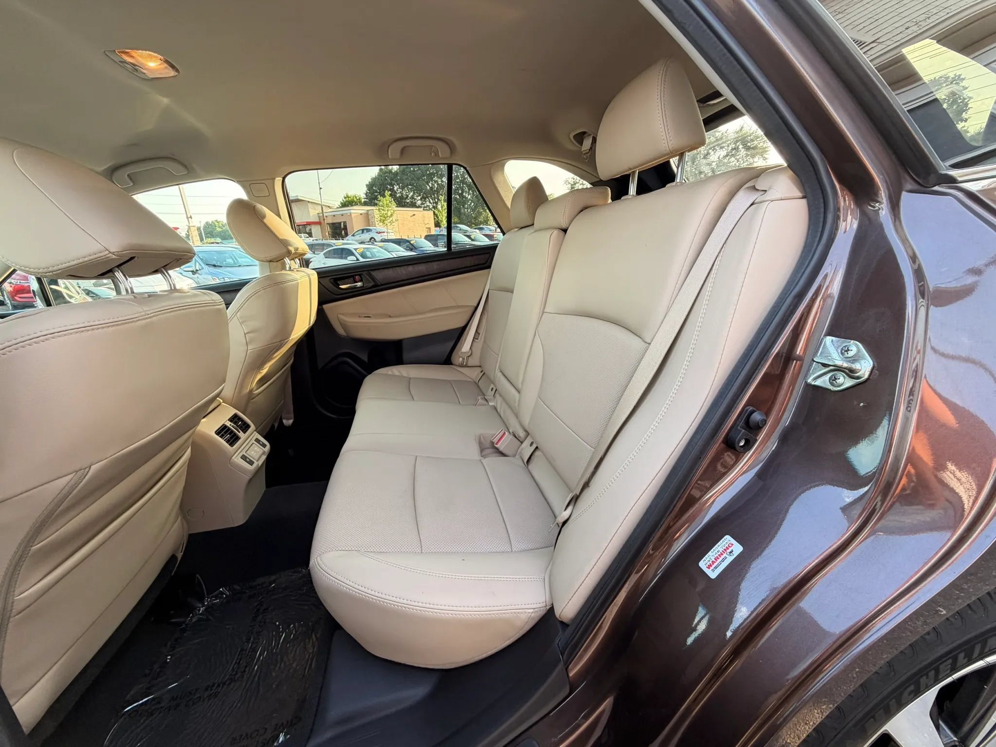 Used 2019 Subaru Outback 3.6R Limited AWD/4WD image 15