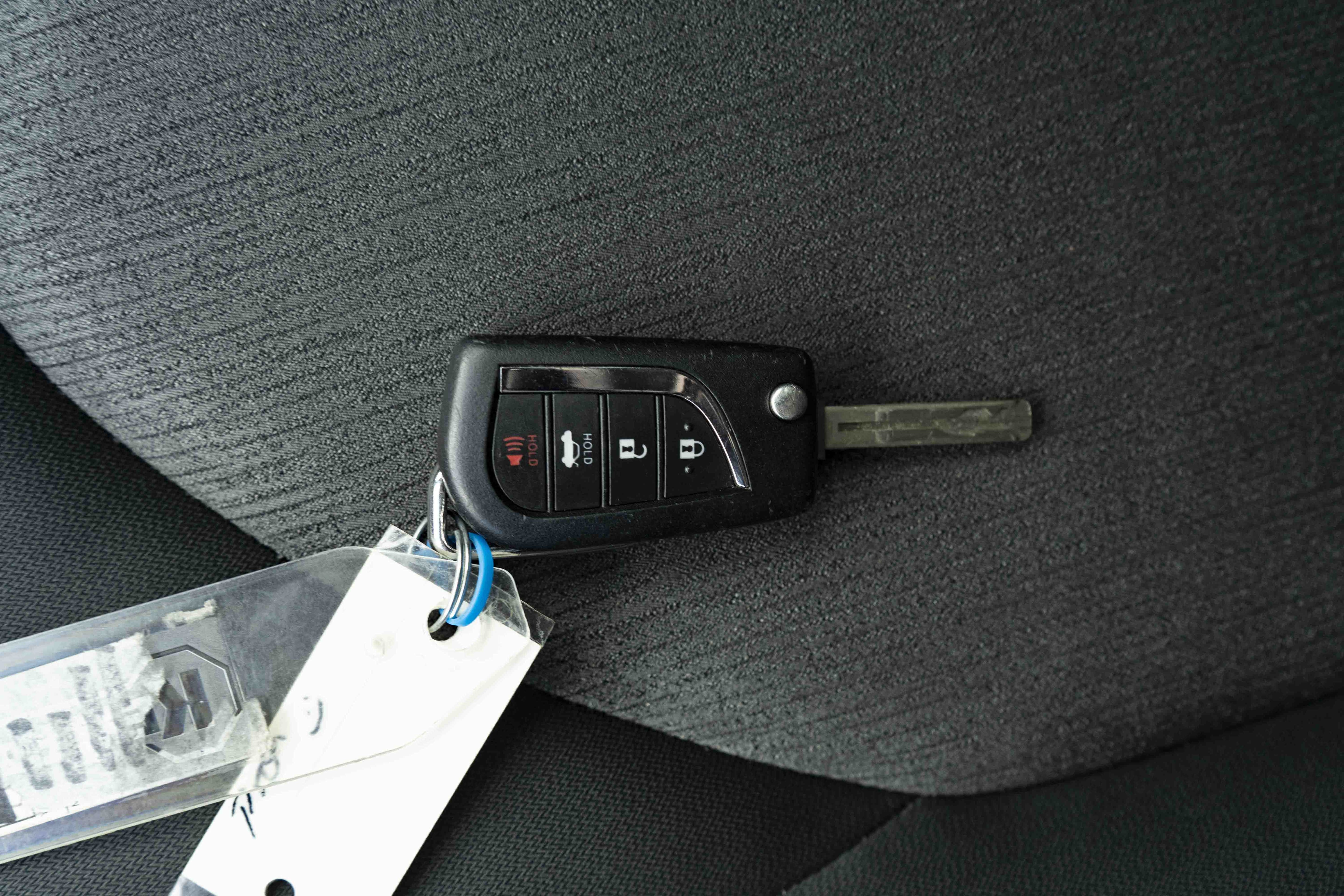 Used 2024 Toyota Camry LE FWD image 40