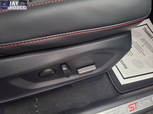 New 2026 Ford Explorer ST-Line w/ ST-Line Street Pack image 36