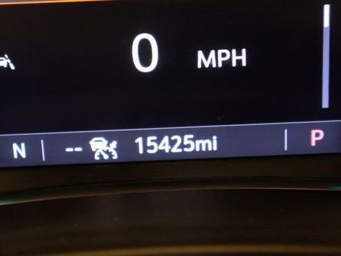 Used 2024 Chevrolet Equinox RS w/ RS Leather Package image 16