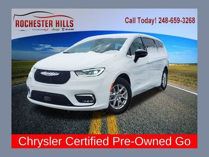 Certified 2024 Chrysler Pacifica Touring-L
