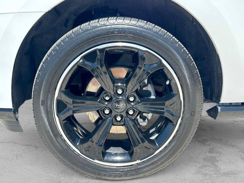 Used 2024 Ford Expedition Limited AWD/4WD image 13