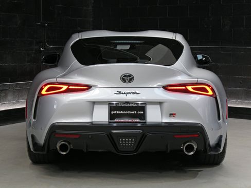 Used 2021 Toyota Supra Premium w/ Driver Assist Package RWD image 16