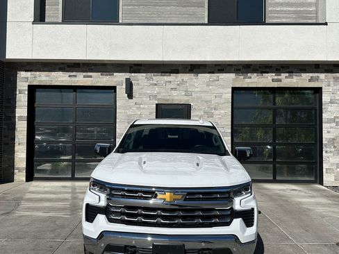 Used 2024 Chevrolet Silverado 1500 LTZ w/ LTZ Premium Package AWD/4WD image 8