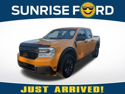 Used 2023 Ford Maverick XLT image 1