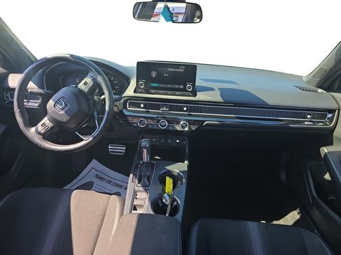 Used 2025 Honda Civic Sport image 9